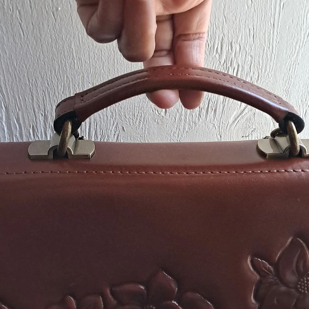 Patricia Nash messenger leather purse Charonne tan - Picture 5 of 12